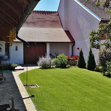 Slovacka Chalupa Strážnice Exterior foto